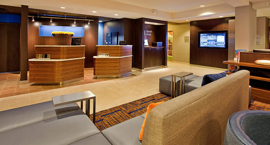 Courtyard Houston Sugar Land/stafford Hotel 3*